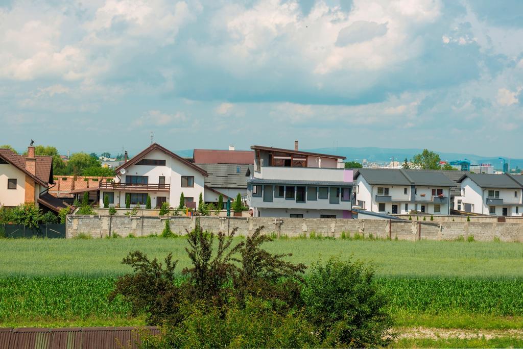 Aseltur Brasov Hotel Exterior foto